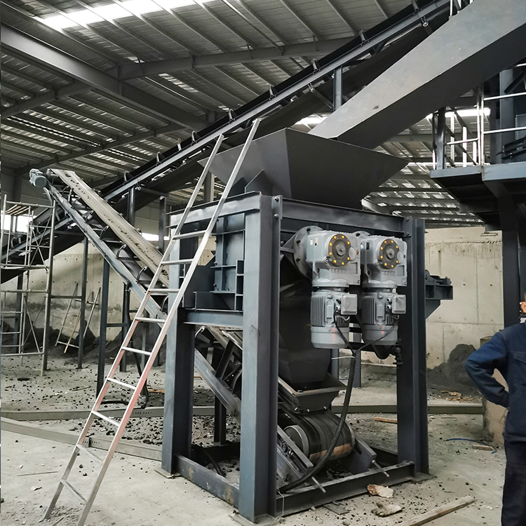 大塊瀝青破碎機(jī)(圖10) 大塊瀝青破碎機(jī)(圖10)